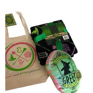 WICKED silk touch blanket/throw with tote bag and pillow